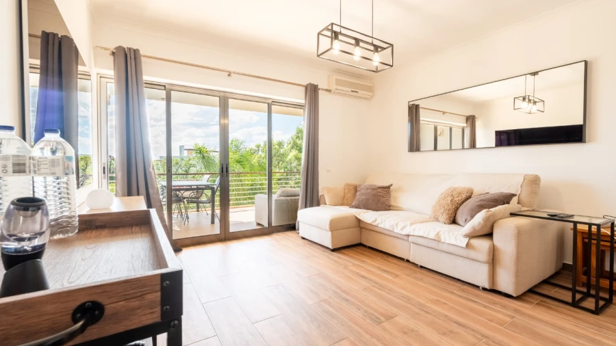 Apartamento T2 para para venda em Quarteira