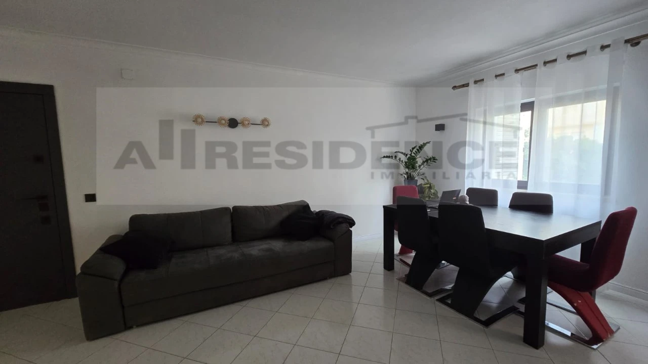 Apartamento T1 para Venda em Alcantarilha e Pêra Foto 6