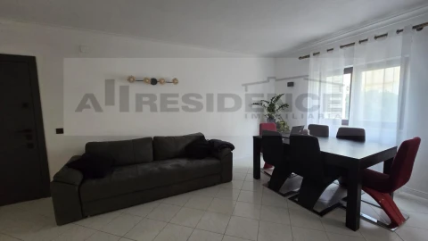 Apartamento T1 para Venda em Alcantarilha e Pêra