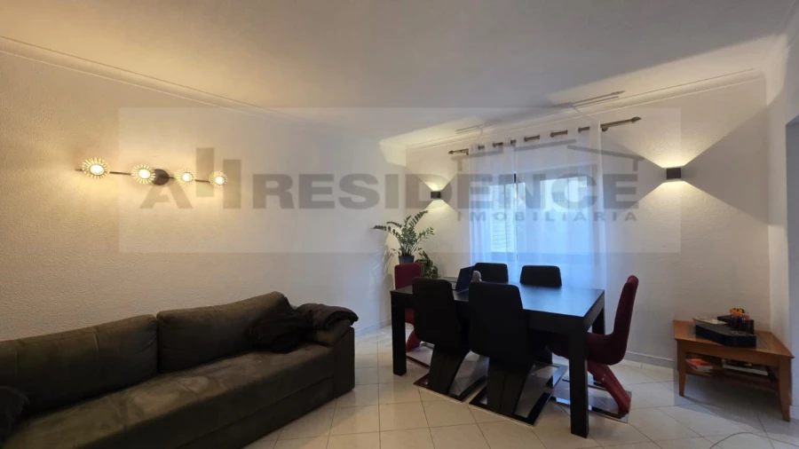 Apartamento T1 para Venda em Alcantarilha e Pêra Foto 7