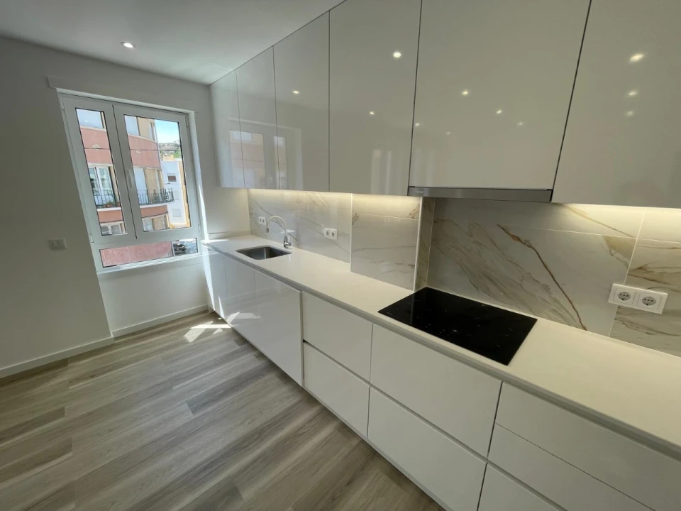 Apartamento T3 para Venda em Nazare Foto 4