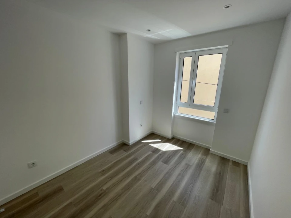 Apartamento T3 para Venda em Nazare Foto 5