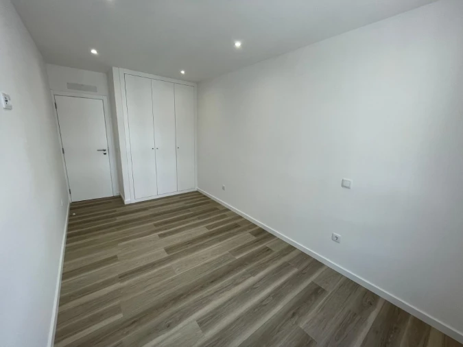 Apartamento T3 para Venda em Nazare Foto 13