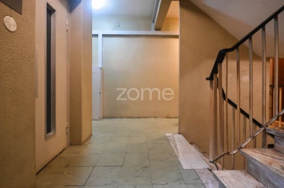 Apartamento T3 para Venda em Oeiras e São Julião da Barra, Paço de Arcos e Caxias