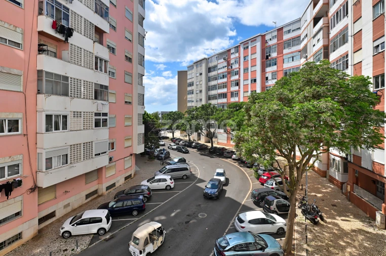Apartamento T3 para Venda em Oeiras e São Julião da Barra, Paço de Arcos e Caxias Foto 5