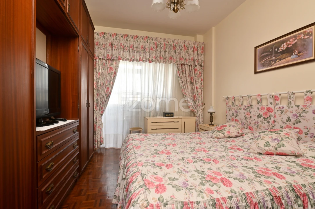 Apartamento T3 para Venda em Oeiras e São Julião da Barra, Paço de Arcos e Caxias Foto 17