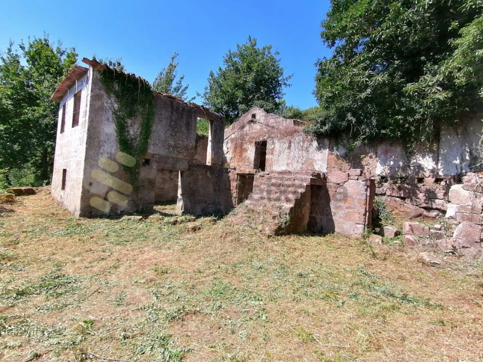 Quinta T5 para Venda em Penhalonga e Paços de Gaiolo Foto 15