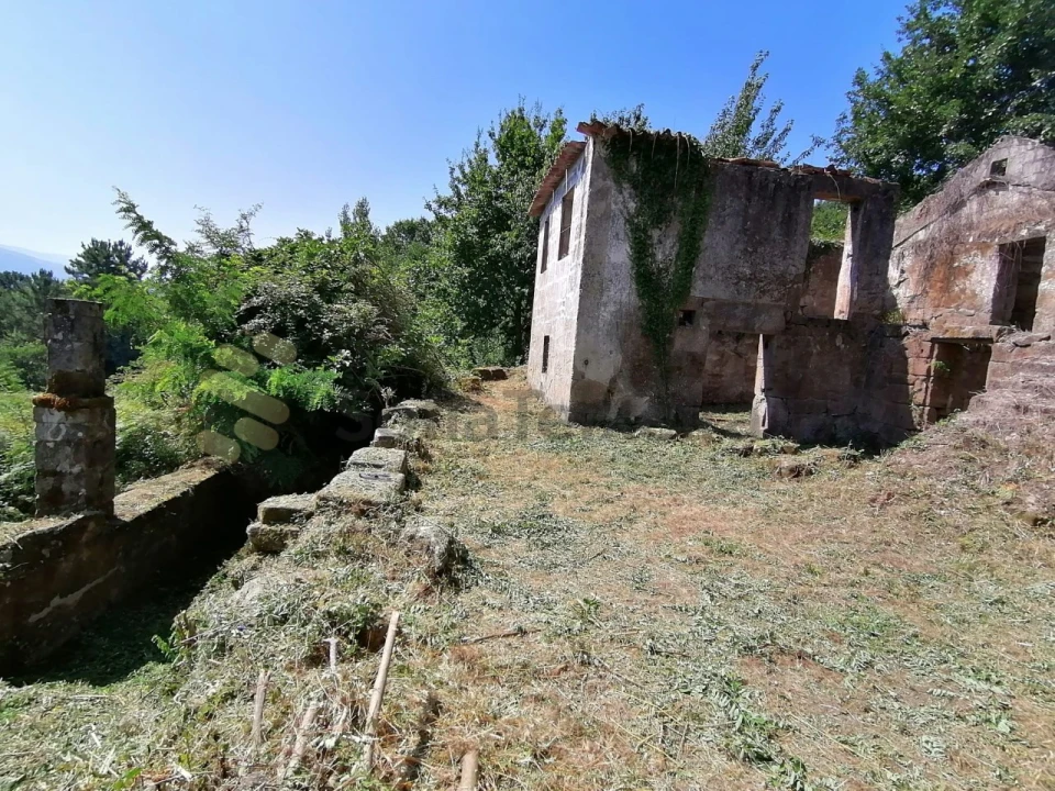 Quinta T5 para Venda em Penhalonga e Paços de Gaiolo Foto 14