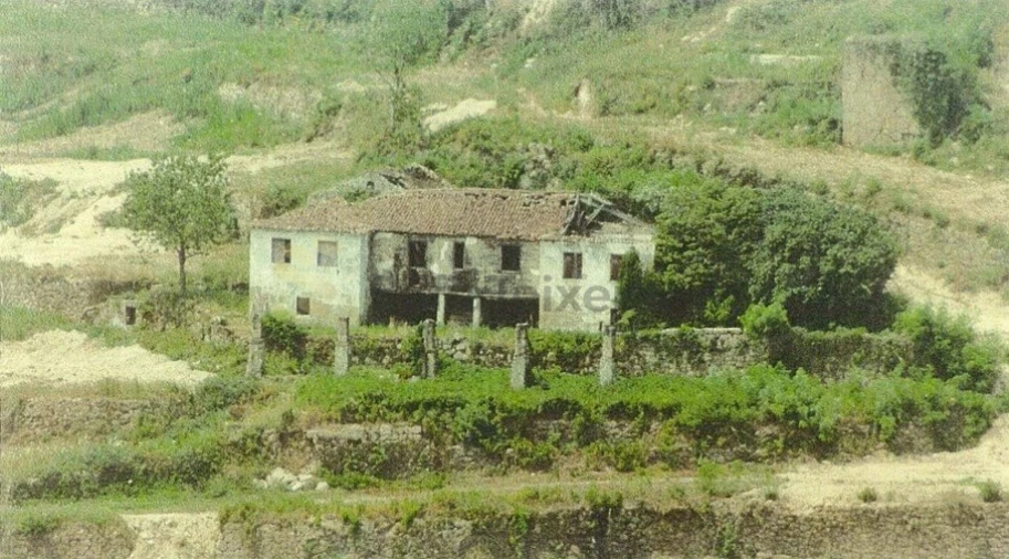 Quinta T5 para Venda em Penhalonga e Paços de Gaiolo Foto 2