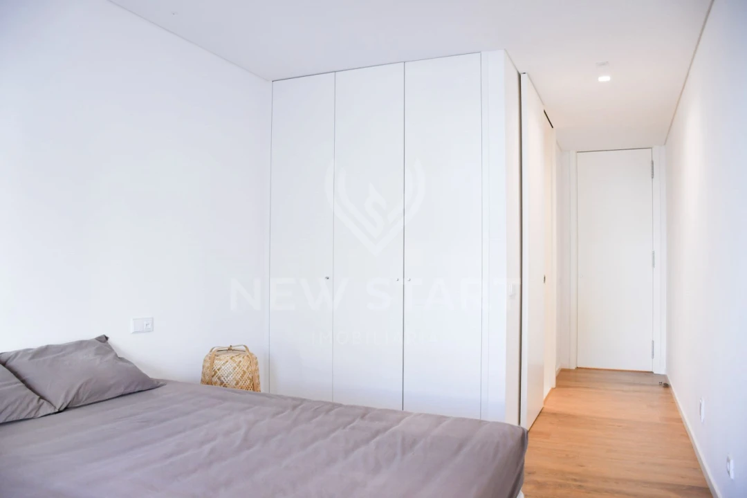 Apartamento T4 para Venda em Olhão Foto 21