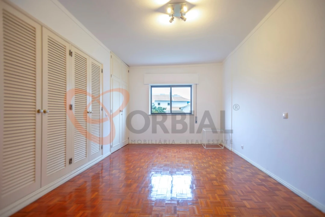 Apartamento T3 para Venda em Albufeira e Olhos de Água Foto 24