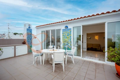 Apartamento T3 para Venda em Albufeira e Olhos de Água