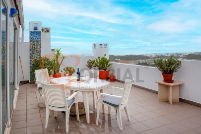 Apartamento T3 para Venda em Albufeira e Olhos de Água