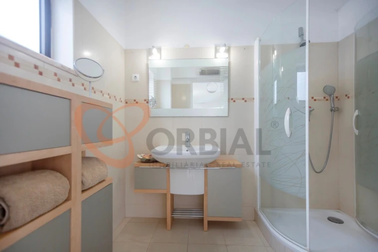 Apartamento T3 para Venda em Albufeira e Olhos de Água Foto 32