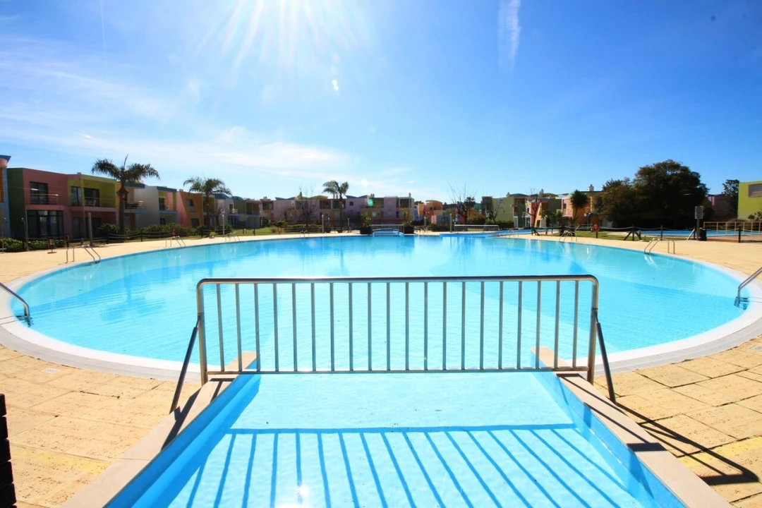 Apartamento T0 para Venda em Albufeira e Olhos de Água Foto 3