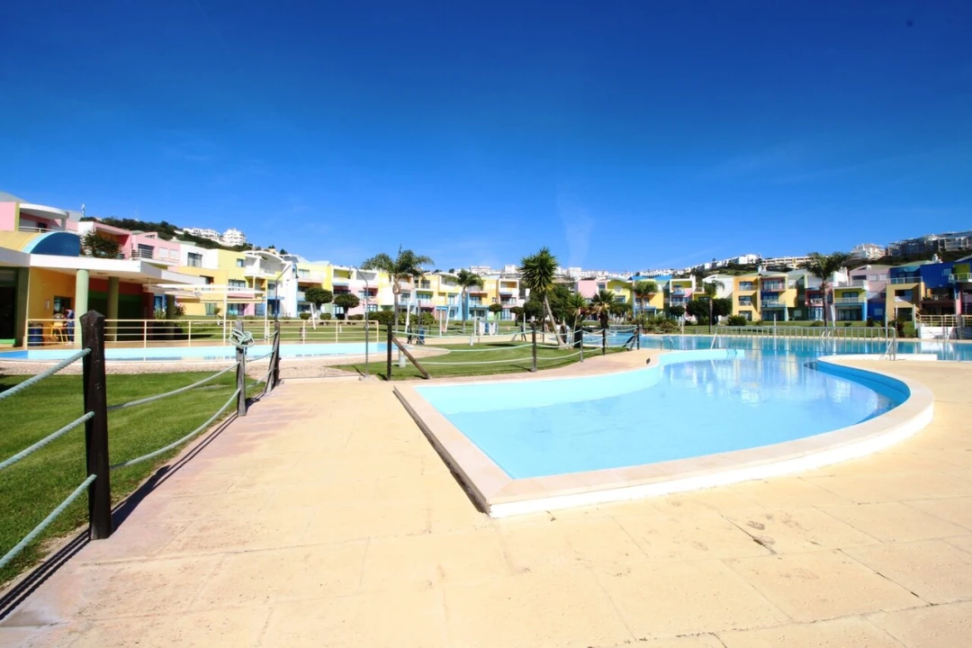 Apartamento T0 para Venda em Albufeira e Olhos de Água Foto 17