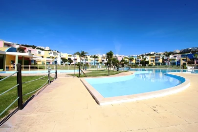 Apartamento T0 para Venda em Albufeira e Olhos de Água