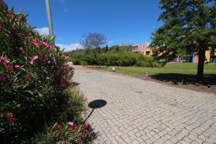 Apartamento T0 para Venda em Albufeira e Olhos de Água Foto 6