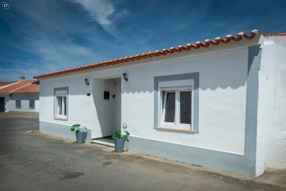Moradia T2 para Venda em Castro Verde e Casével