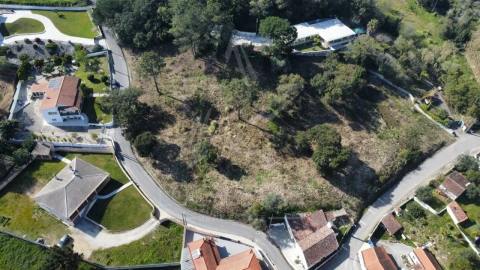 Moradia T3 para Venda em Salir de Matos