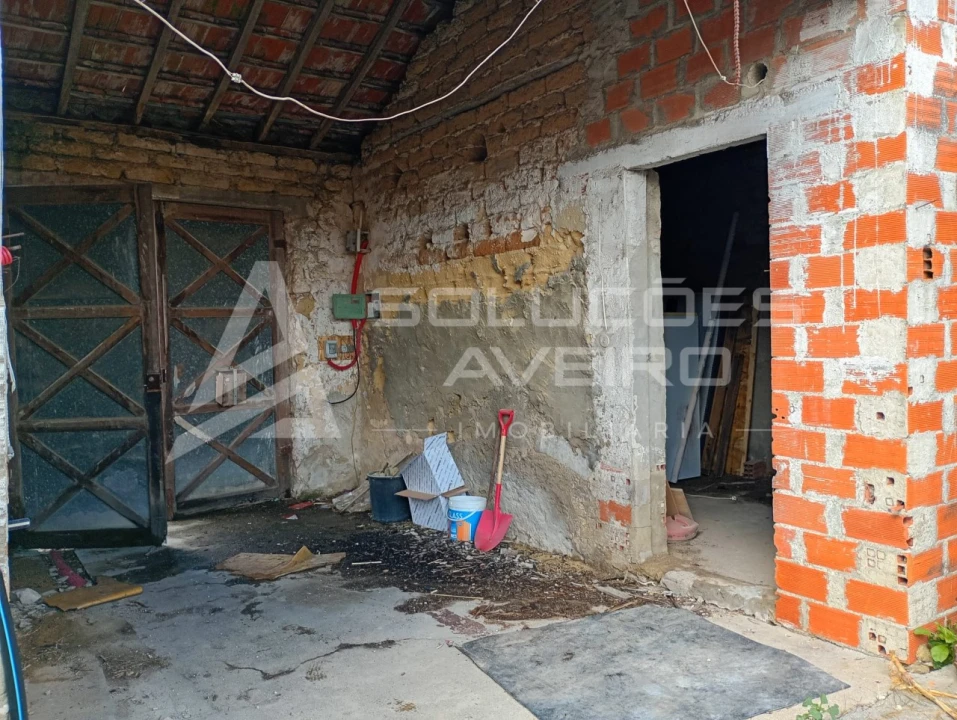 Moradia T4 para Venda em Fonte de Angeão e Covão do Lobo Foto 6