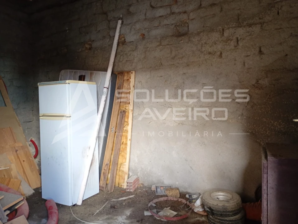 Moradia T4 para Venda em Fonte de Angeão e Covão do Lobo Foto 9