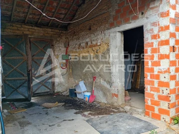 Moradia T4 para Venda em Fonte de Angeão e Covão do Lobo