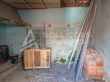 Moradia T4 para Venda em Fonte de Angeão e Covão do Lobo