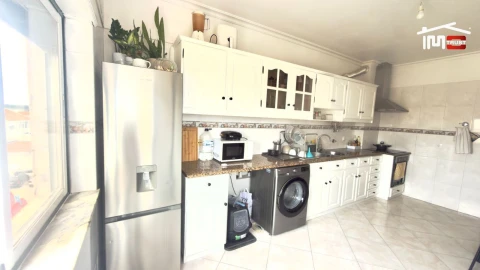 Apartamento T2 para Venda em Samouco