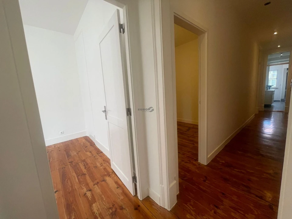 Apartamento T3 para Arrendamento em Arroios Foto 17