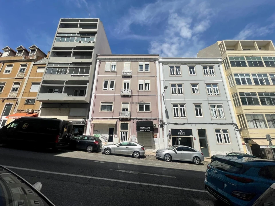 Apartamento T3 para Arrendamento em Arroios Foto 24