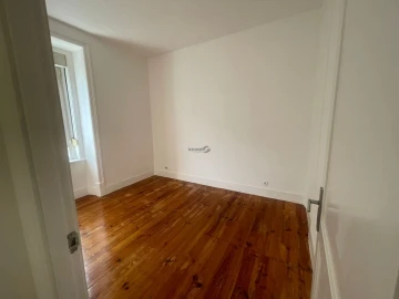 Apartamento T3 para Arrendamento em Arroios