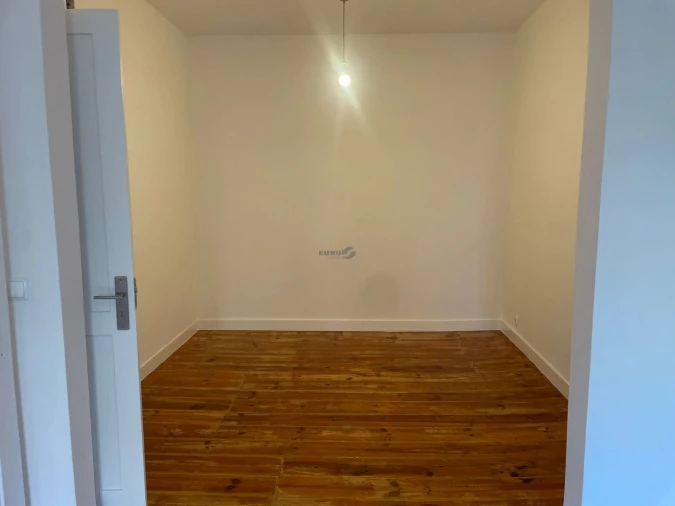 Apartamento T3 para Arrendamento em Arroios Foto 13