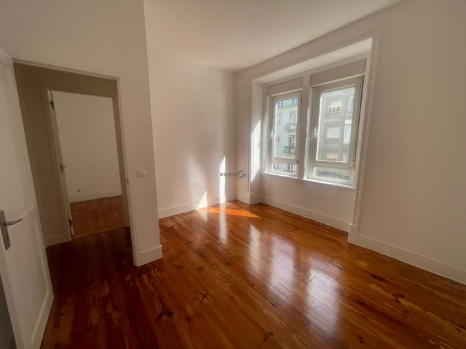Apartamento T3 para Arrendamento em Arroios Foto 22