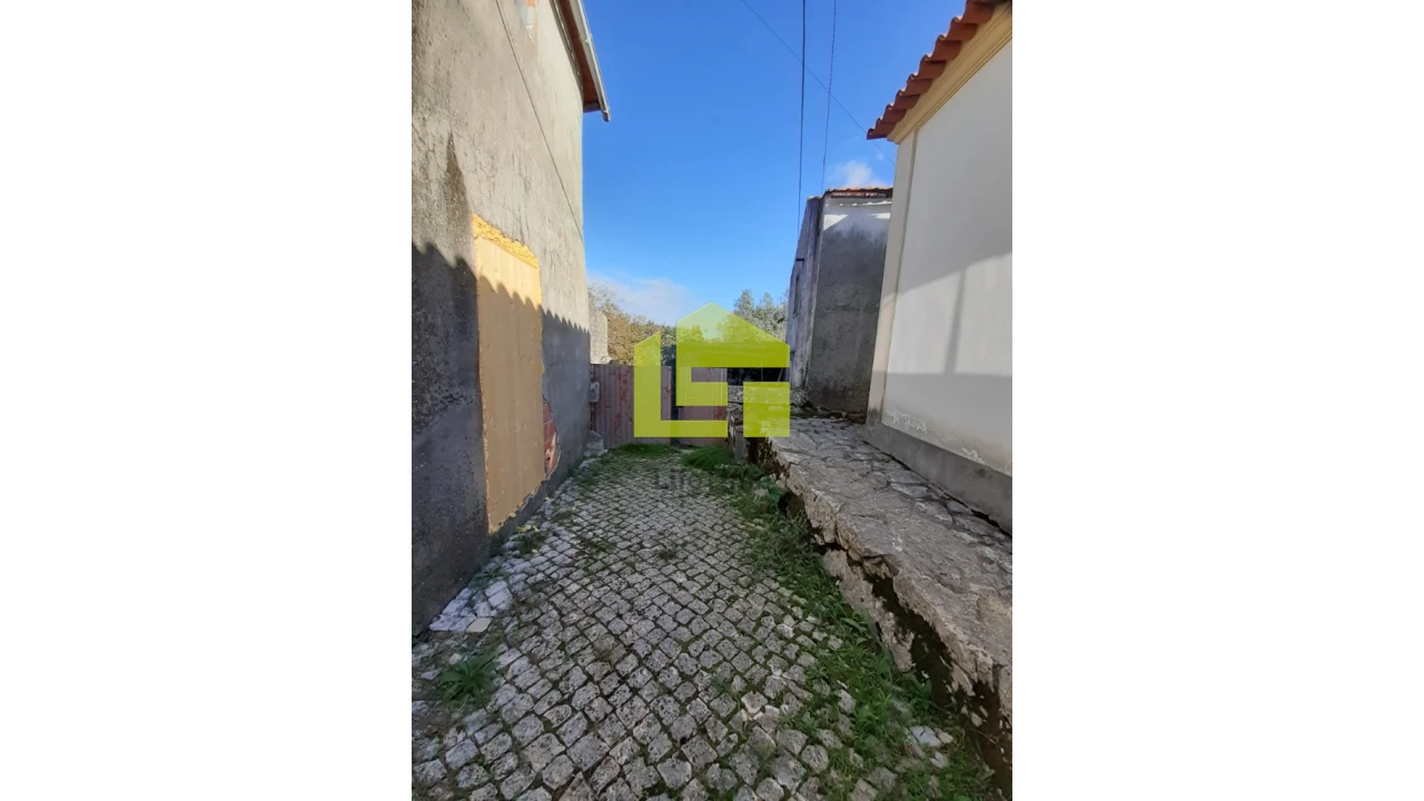 Moradia T2 para Venda em Degracias e Pombalinho Foto 2