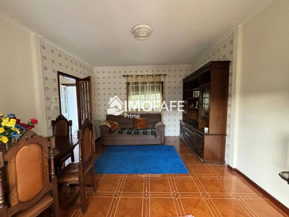 Moradia T2 para Venda em Passos Foto 9