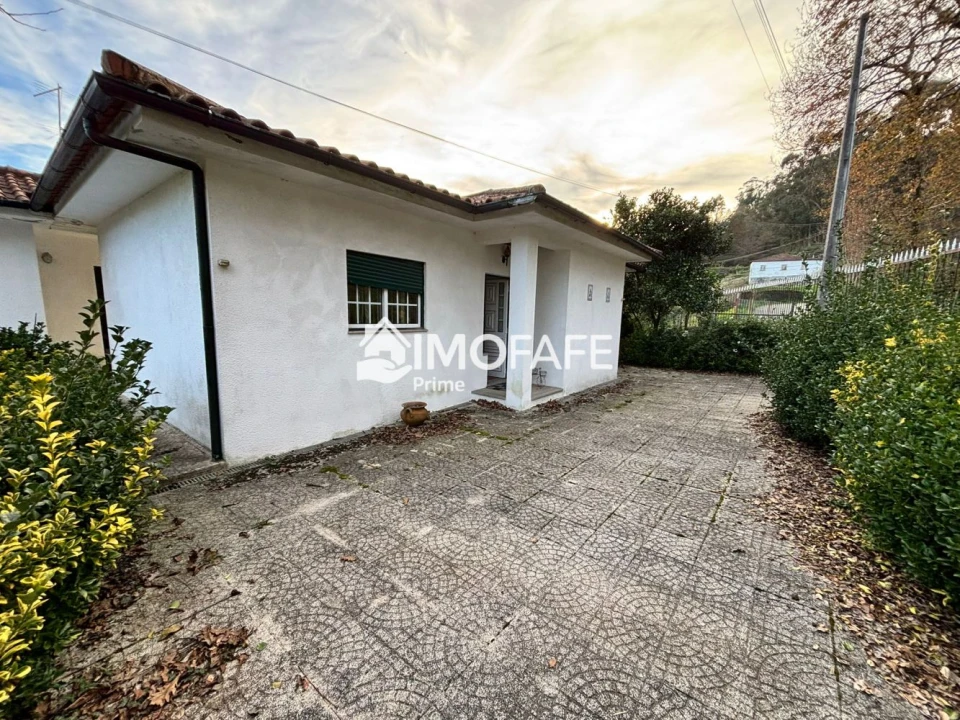 Moradia T2 para Venda em Passos Foto 22