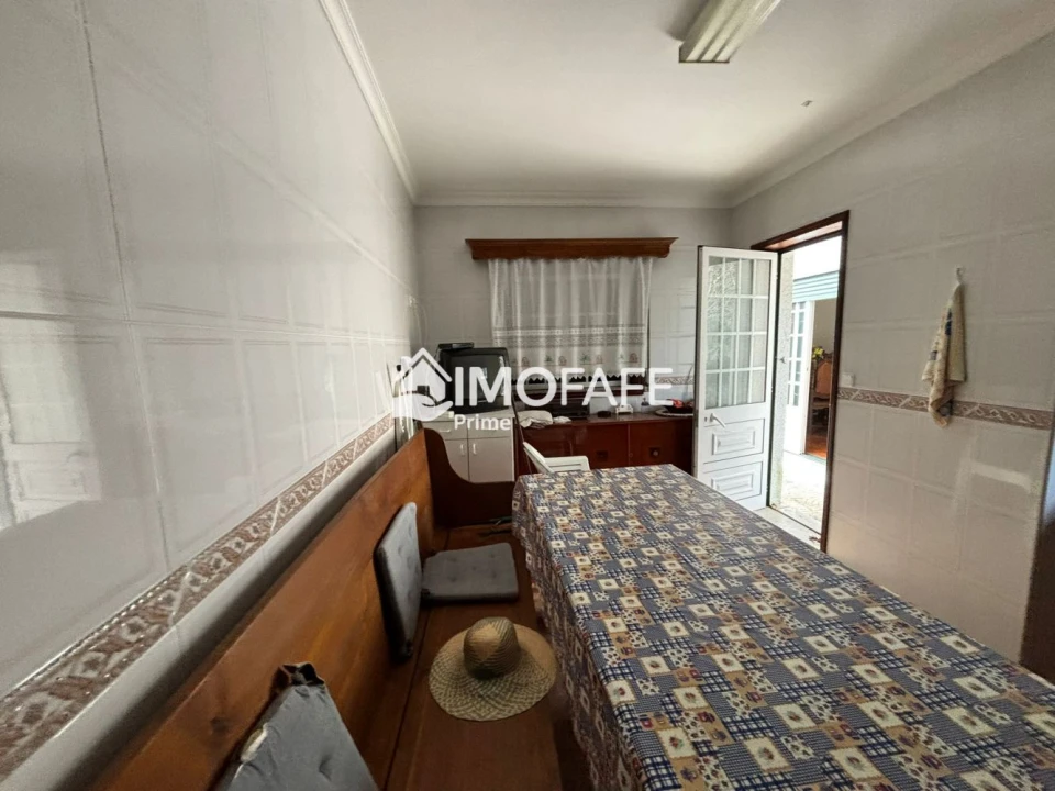 Moradia T2 para Venda em Passos Foto 18
