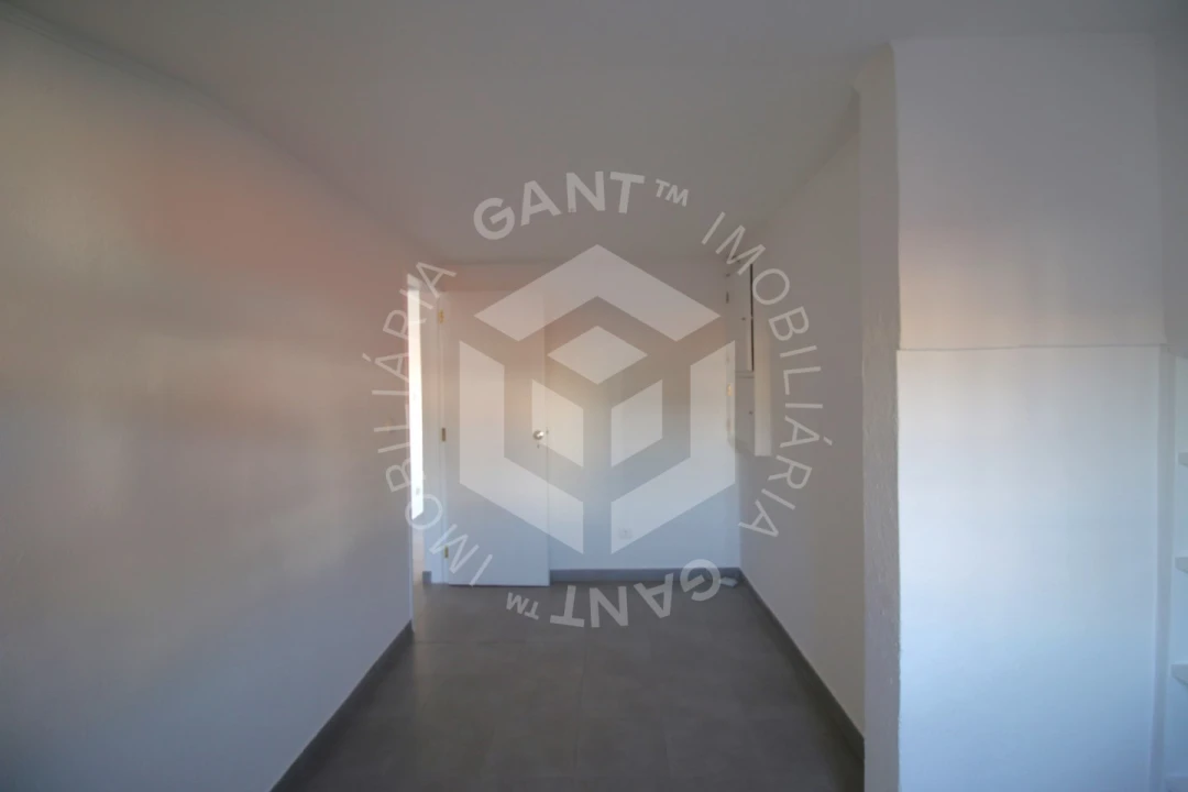 Apartamento T2 para Arrendamento em Alcantara Foto 12