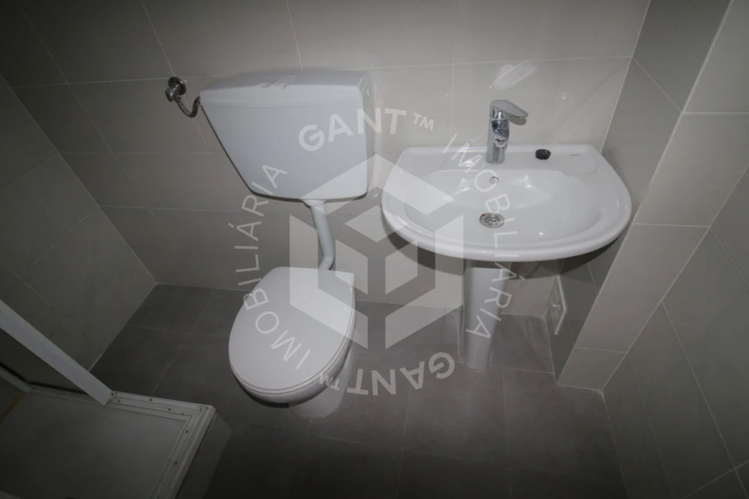 Apartamento T2 para Arrendamento em Alcantara Foto 13