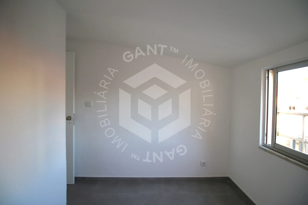 Apartamento T2 para Arrendamento em Alcantara Foto 17