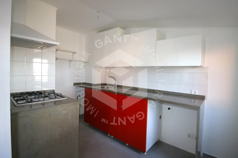 Apartamento T2 para Arrendamento em Alcantara Foto 6