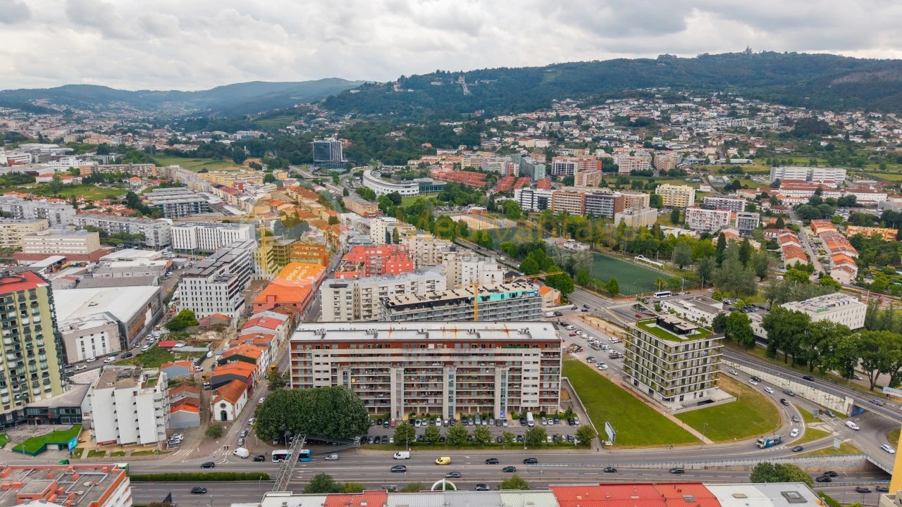 Loja para Arrendamento em São Vitor (Braga) Foto 2