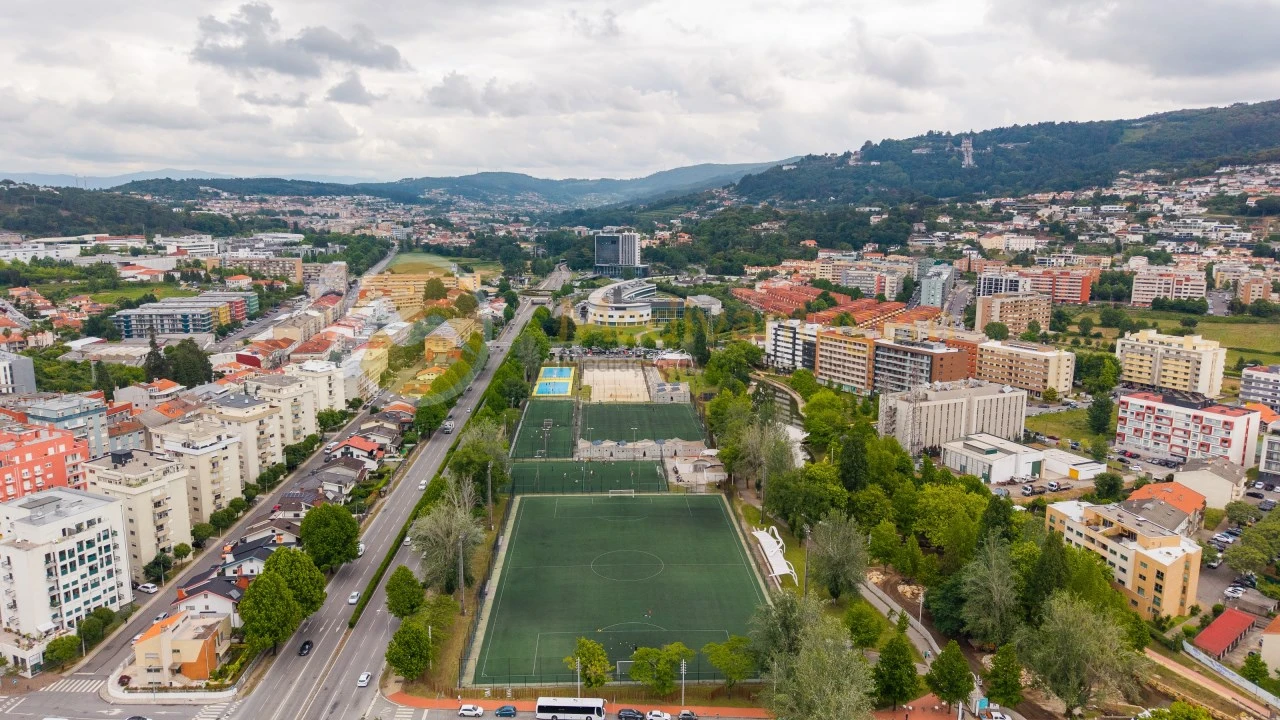 Loja para Arrendamento em São Vitor (Braga) Foto 6