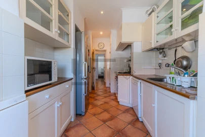 Apartamento T4 para Venda em Alvalade