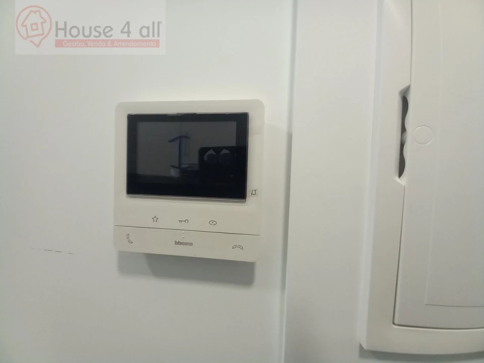 Apartamento T2 para Arrendamento em Mafra Foto 3