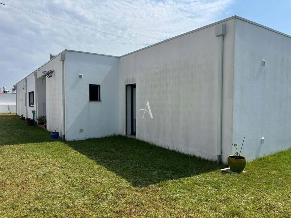 Apartamento T4 para Venda em Santa Maria, São Pedro e Sobral da Lagoa Foto 28