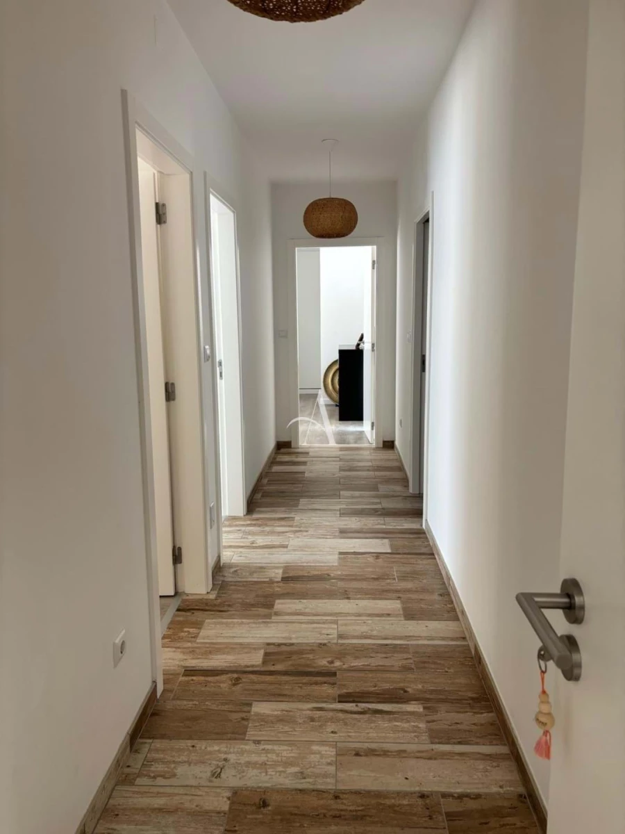 Apartamento T4 para Venda em Santa Maria, São Pedro e Sobral da Lagoa Foto 13