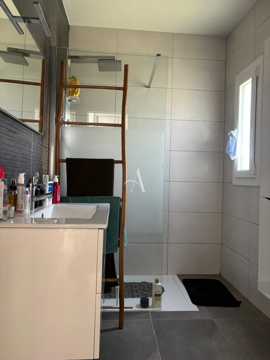 Apartamento T4 para Venda em Santa Maria, São Pedro e Sobral da Lagoa Foto 21