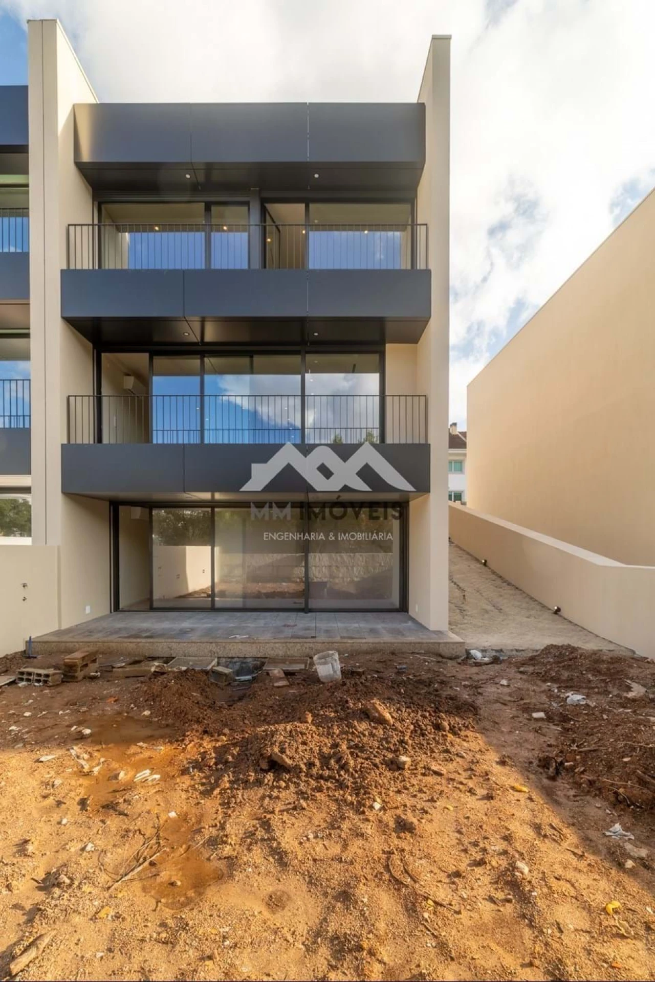Moradia T3 para Venda em Fânzeres e São Pedro da Cova Foto 57